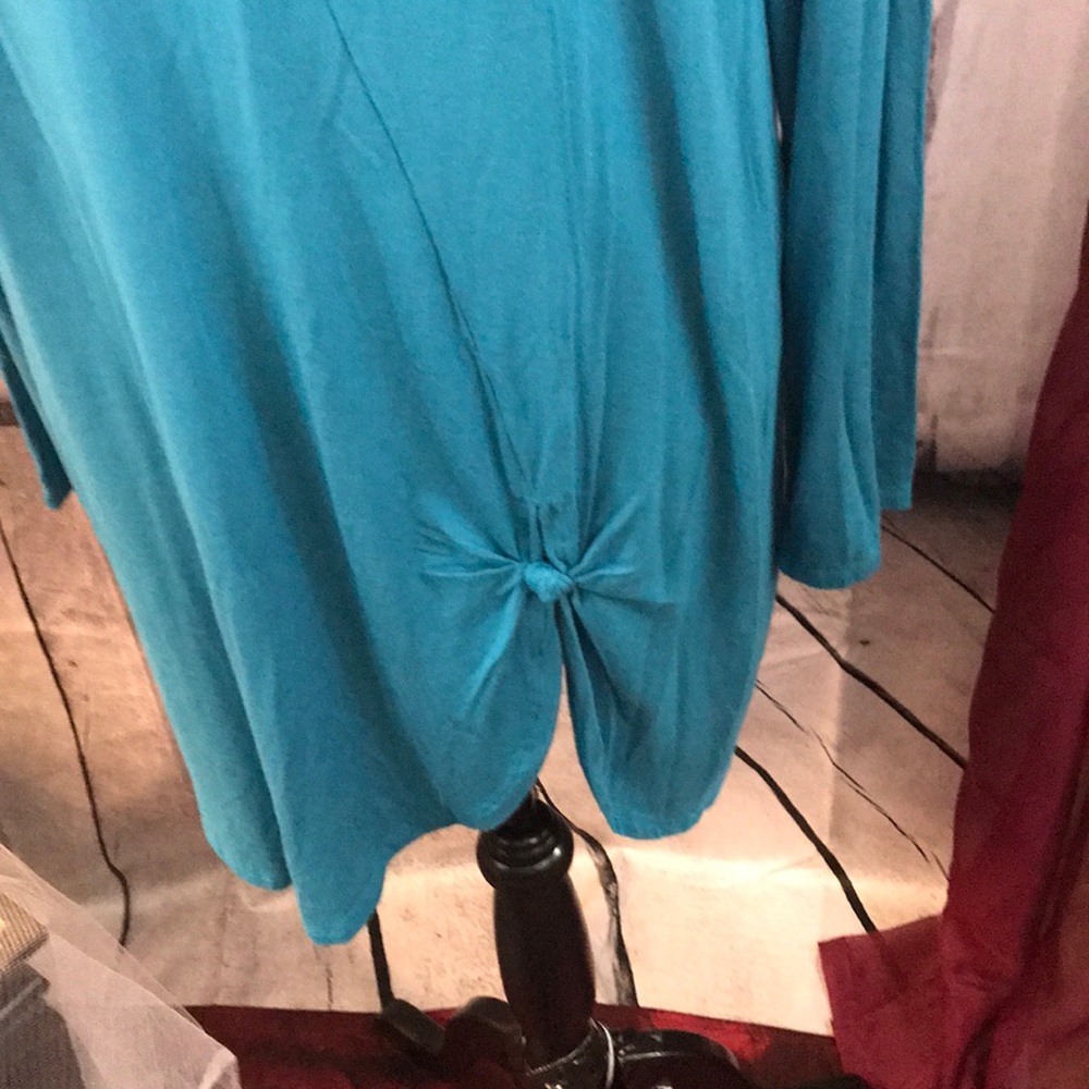 Tunic - Picture 2 of 3